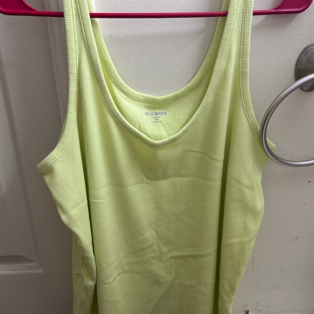 Old Navy Lime Green Women's Tank Top